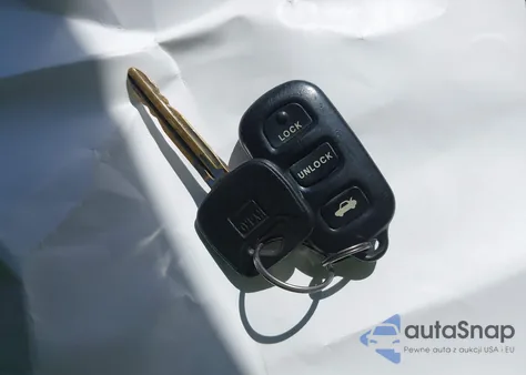 2001 Toyota Camry Le V6 из США, поврежденный, VIN JT2BF22K910298656